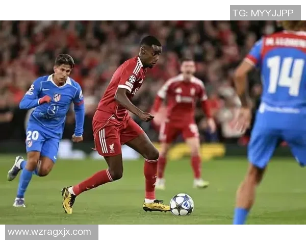 中超精彩对决尤文图斯大胜拜仁五球狂潮引发全场欢呼