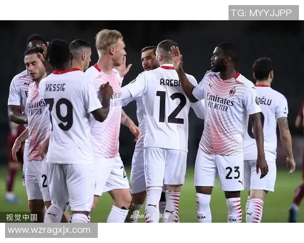 里昂主场大胜AC米兰帽子戏法点燃国王杯激情瞬间 里昂主场大胜AC米兰帽子戏法点燃国王杯激情瞬间