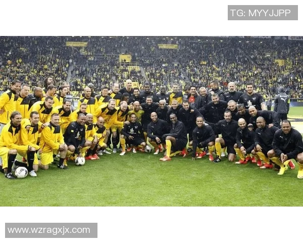 德甲激战：多特蒙德与巴萨平局红牌事件引发全场热议