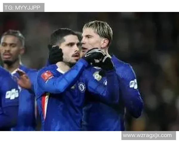 足总杯波尔图大胜那不勒斯帽子戏法点燃全场激情与转会传闻交织 足总杯波尔图大胜那不勒斯帽子戏法点燃全场激情与转会传闻交织