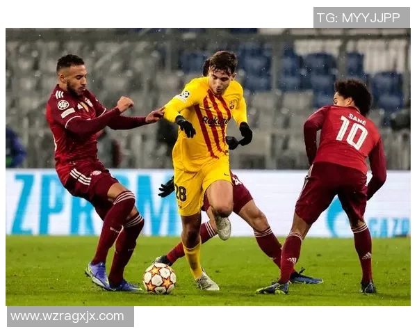 西甲精彩对决多特蒙德3-0战胜拜仁补时进球点燃全场激情 西甲精彩对决多特蒙德3-0战胜拜仁补时进球点燃全场激情